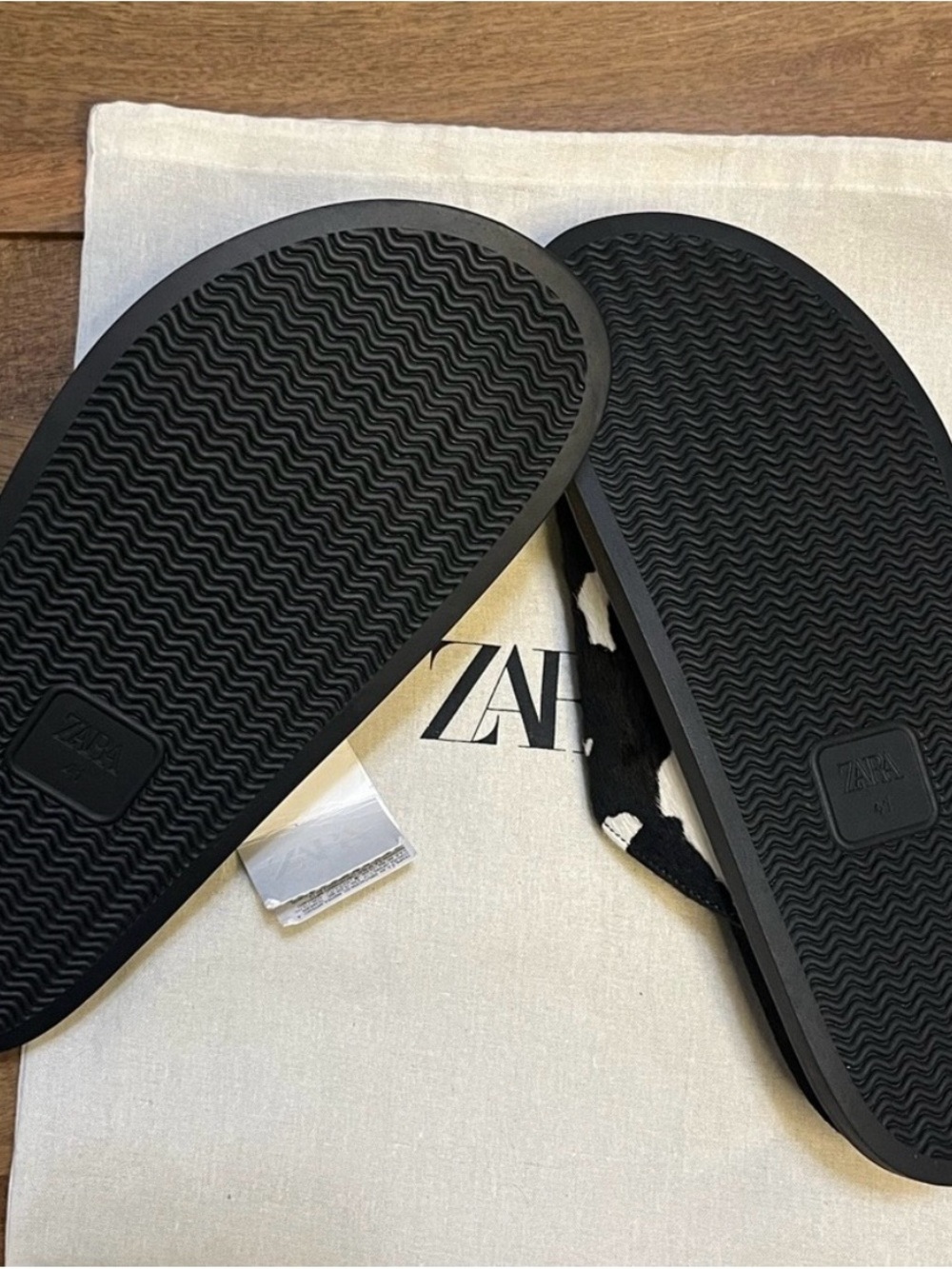 Zara Black and White Cow-Print Slide Mules (Men size 41) - Picture 5 of 7